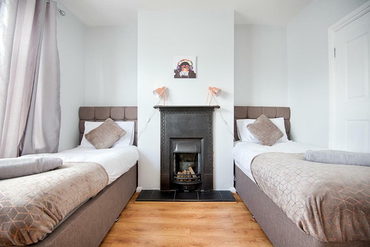 The Location - Tv In Every Bedroom! Apartamento Swansea